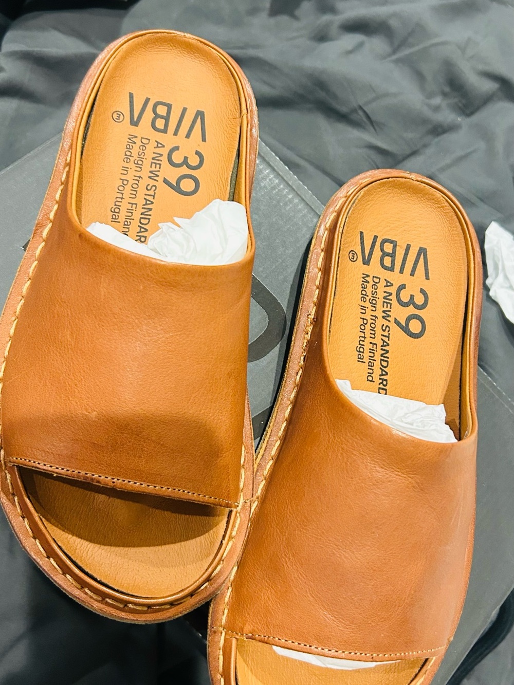VIBAe  Saint Tropez Slip-On Mule in Cognac Brown Leather size 9 - Picture 4 of 10